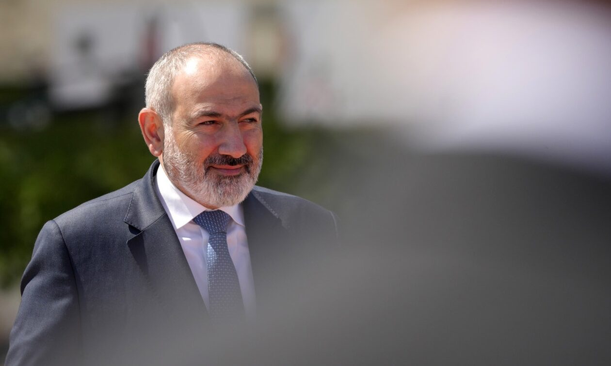 «Ακλόνητη υποστήριξή» στην Αρμενία: Επιβεβαιώνουν στον Πασινιάν Μακρόν, Σολτς και Σαρλ Μισέλ