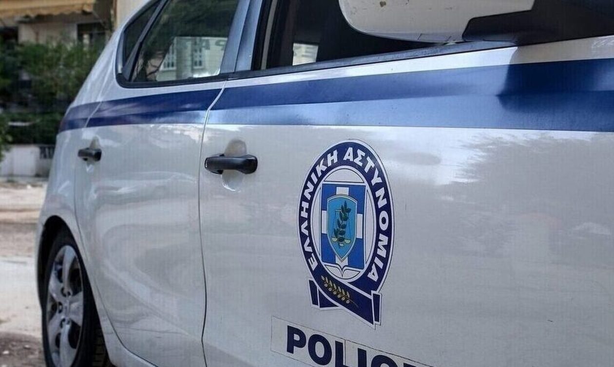 Χαλκιδική: Δάγκωσε αστυνομικό γιατί της έκοψε κλήση