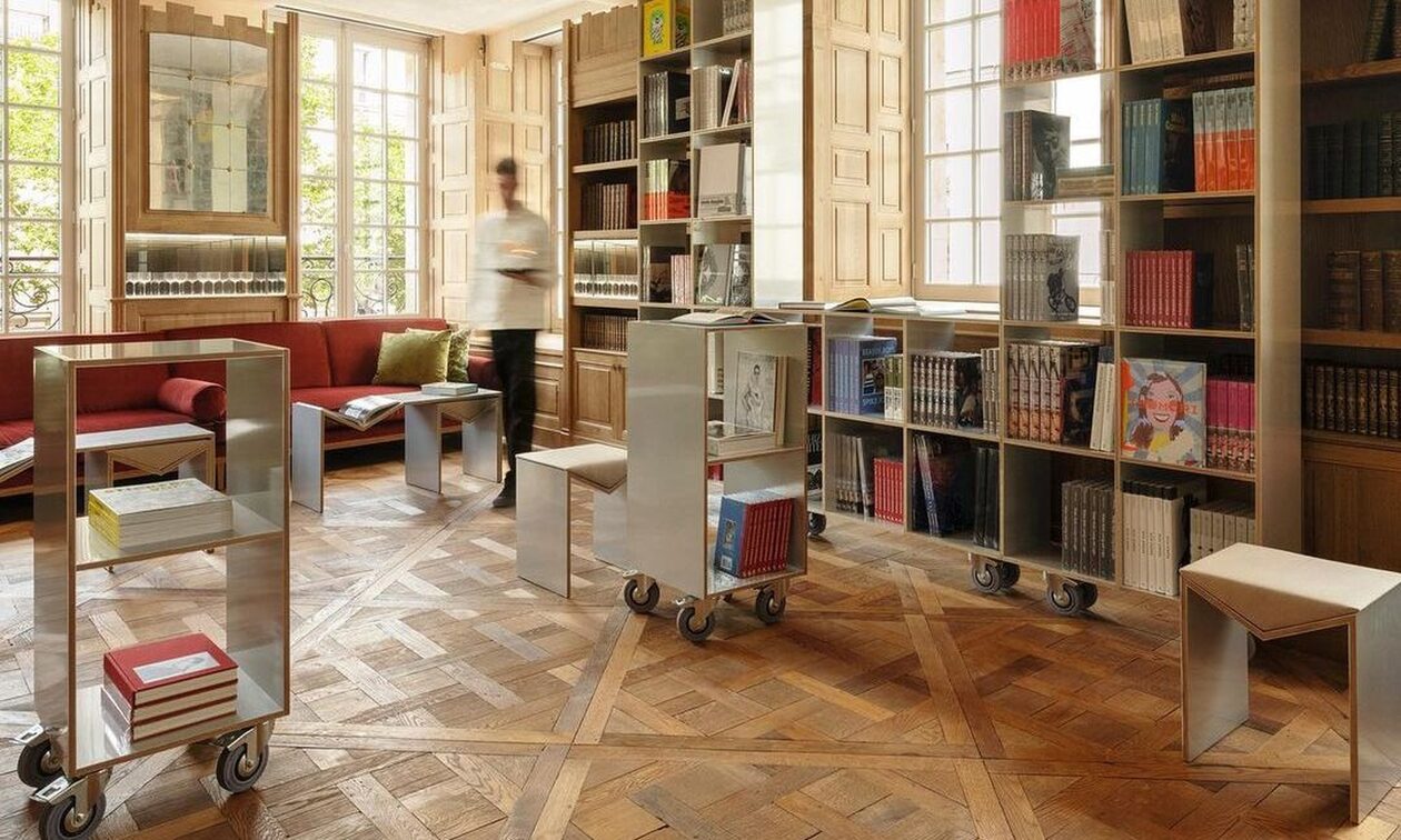 Παρίσι: Το εντυπωσιακό κοκτέιλ μπαρ που άνοιξε στην «καρδιά» του Σεν Ζερμέν ντε Πρε