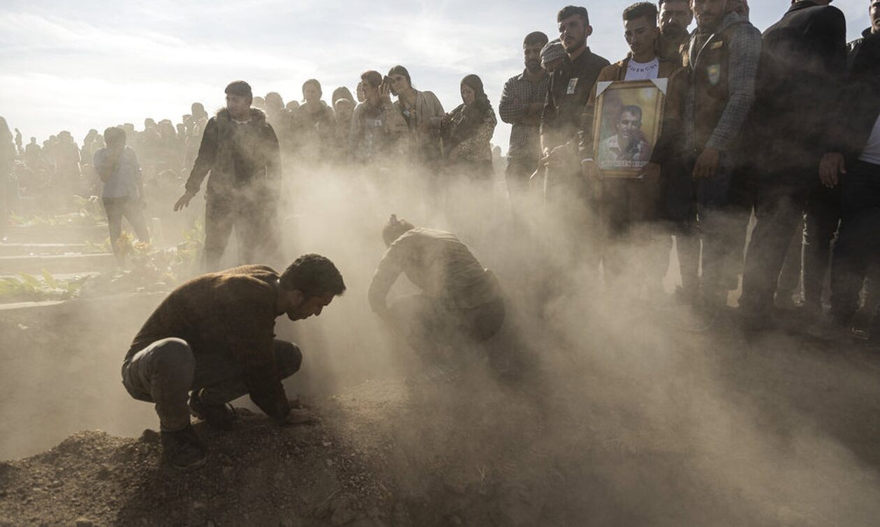 Νέα αεροπορικά πλήγματα εξαπέλυσε η Άγκυρα στη βόρεια Συρία