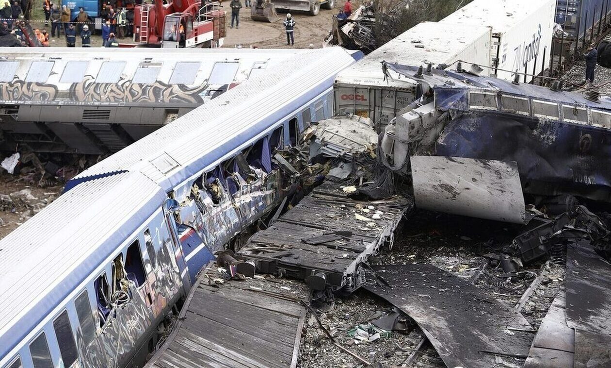 Νέες αποκαλύψεις για την τραγωδία στα Τέμπη: Ο μηχανοδηγός κατάλαβε ότι κινούνταν σε λάθος γραμμή