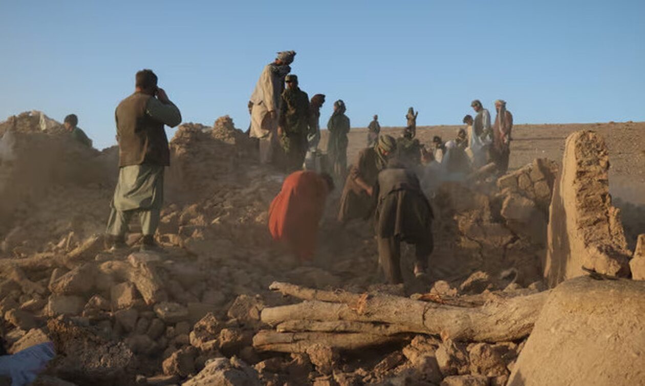 Αφγανιστάν: Στους 120 οι νεκροί από τον φονικό σεισμό των 6,3 ρίχτερ – Πάνω από 1.000 τραυματίες