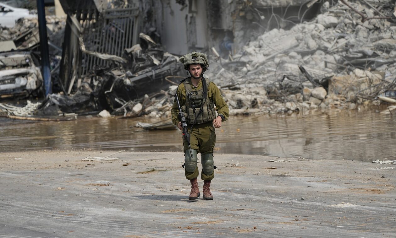 Ισραήλ: Δραματικά ντοκουμέντα από το φεστιβάλ με τους 260 νεκρούς – «Kρυφτήκαμε σε θάμνους»