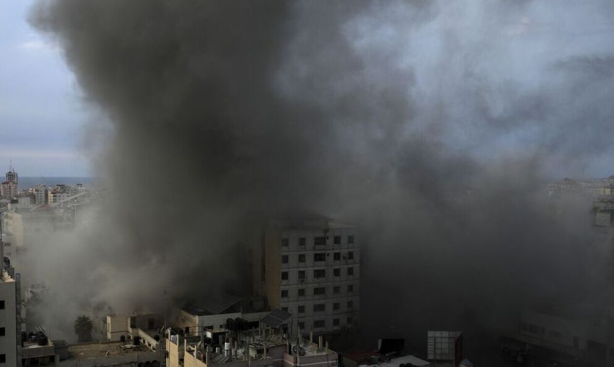 Πόλεμος στο Ισραήλ: «Αναπόφευκτη η εισβολή στη Γάζα – Μόνο έτσι θα μείνει ο Νετανιάχου στην εξουσία»