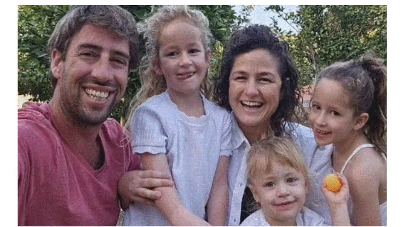 Iσραήλ: Πενταμελής οικογένεια σκοτώθηκε από τη Χαμάς – Οι ευτυχισμένες «σέλφι» πριν την τραγωδία