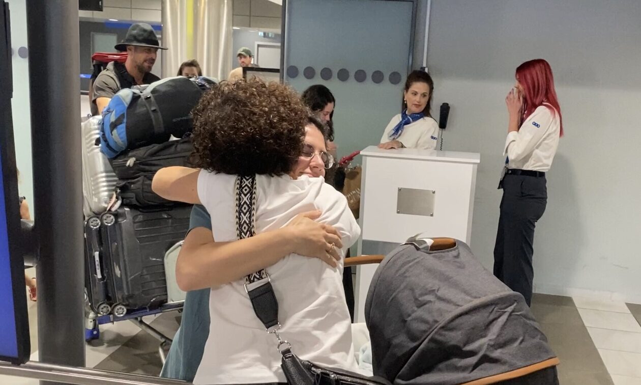 Πόλεμος Ισραήλ: «Σκότωναν όποιον έβρισκαν» – Συγκλονίζουν οι πολίτες που έφτασαν Ελλάδα