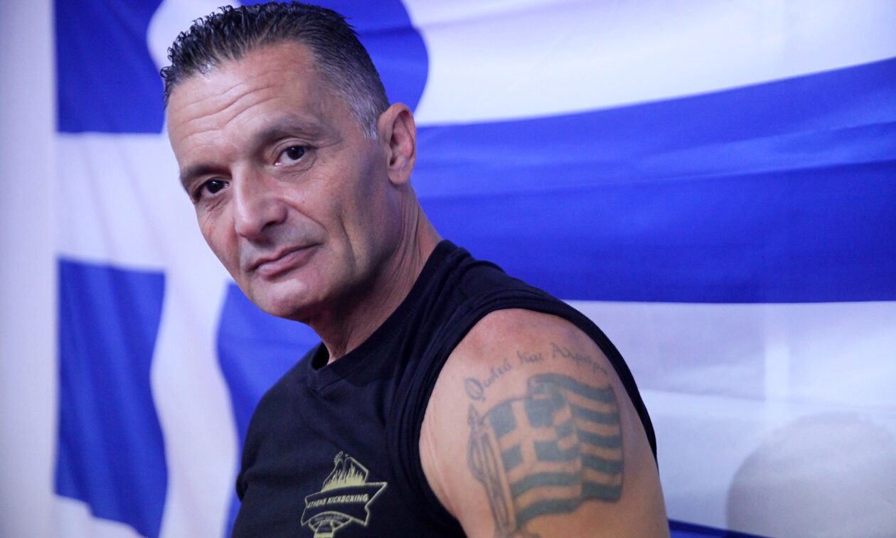 Μπάμπης Θεολόγης: 30 χρόνια πίσω από τα κάγκελα – Τα σημάδια και οι συμβουλές στους νέους