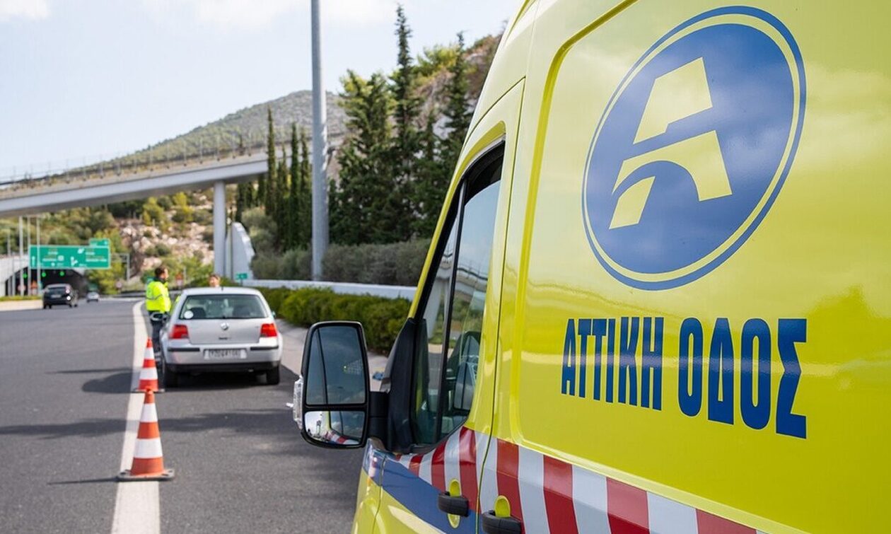 Κίνηση τώρα: Σύγκρουση οχημάτων στην Αττική Οδό – Μποτιλιάρισμα και στον Κηφισό