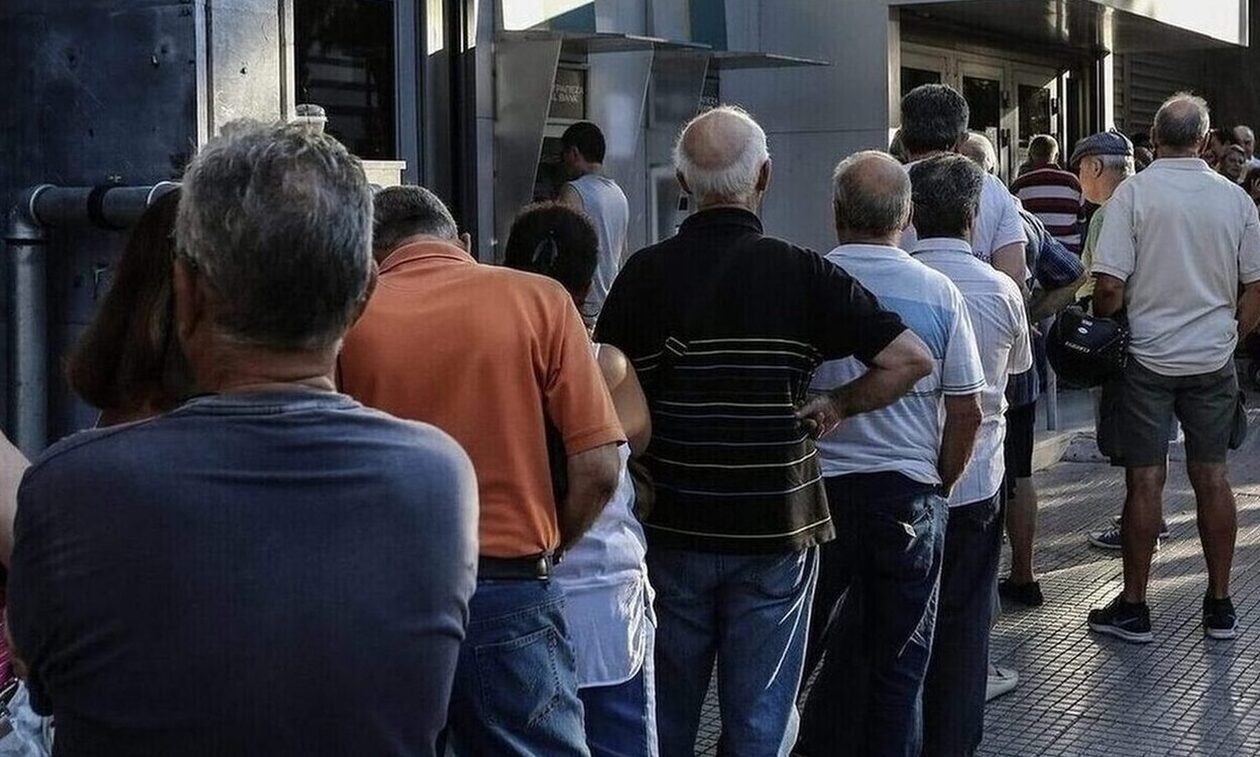 Συντάξεις: Τι άλλαξε στην καταβολή τους – Πότε θα μπουν τα χρήματα