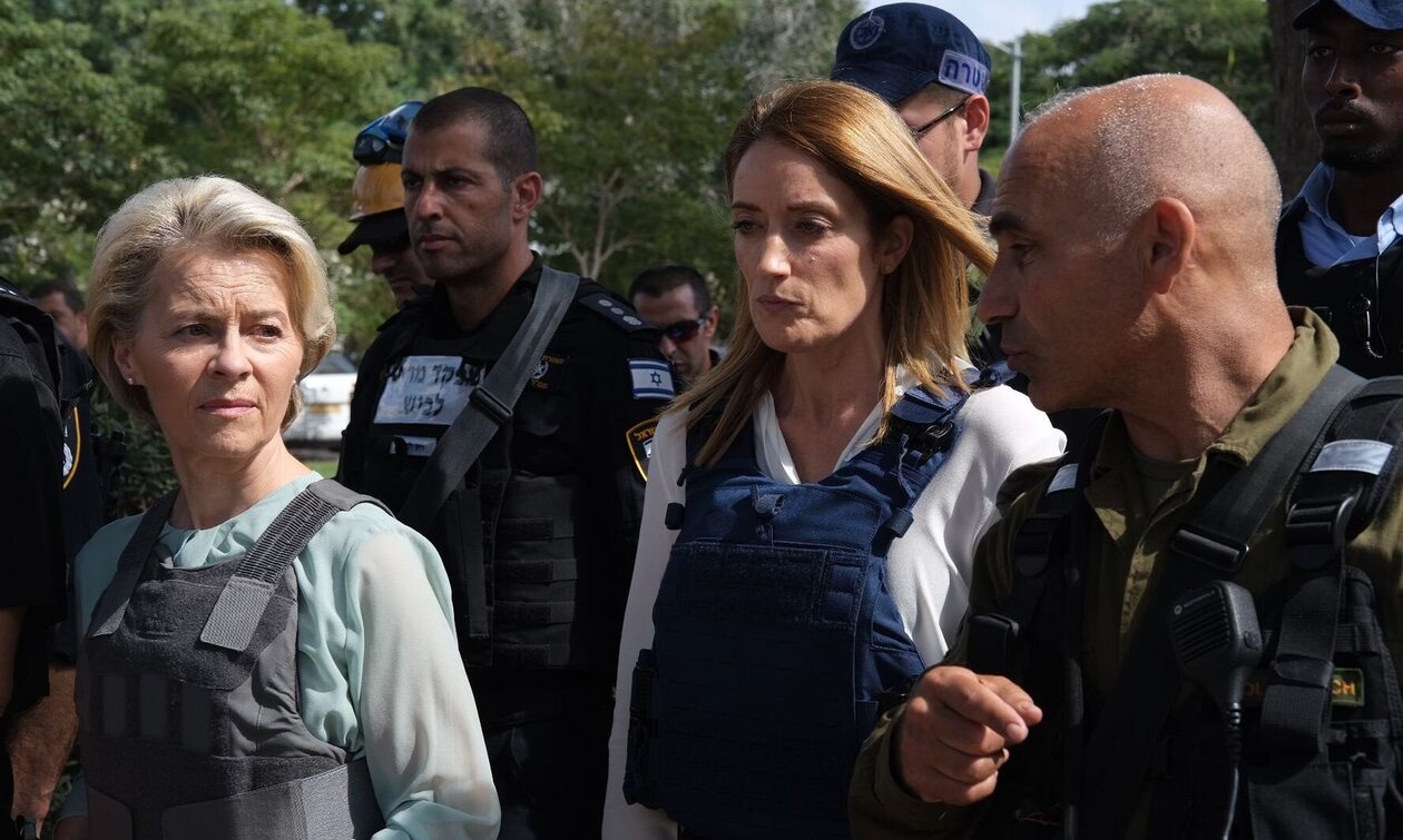 Πόλεμος στο Ισραήλ – Φον ντερ Λάιεν και Μέτσολα επισκέφθηκαν το Κφαρ Αζά: «Ανείπωτη φρίκη»