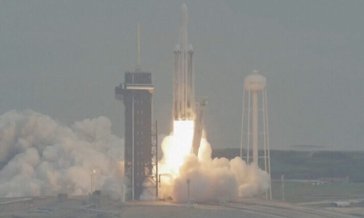 NASA: Εκτοξεύτηκε η αποστολή εξερεύνησης του αστεροειδή Psyche – Εντυπωσιακές εικόνες (vid)