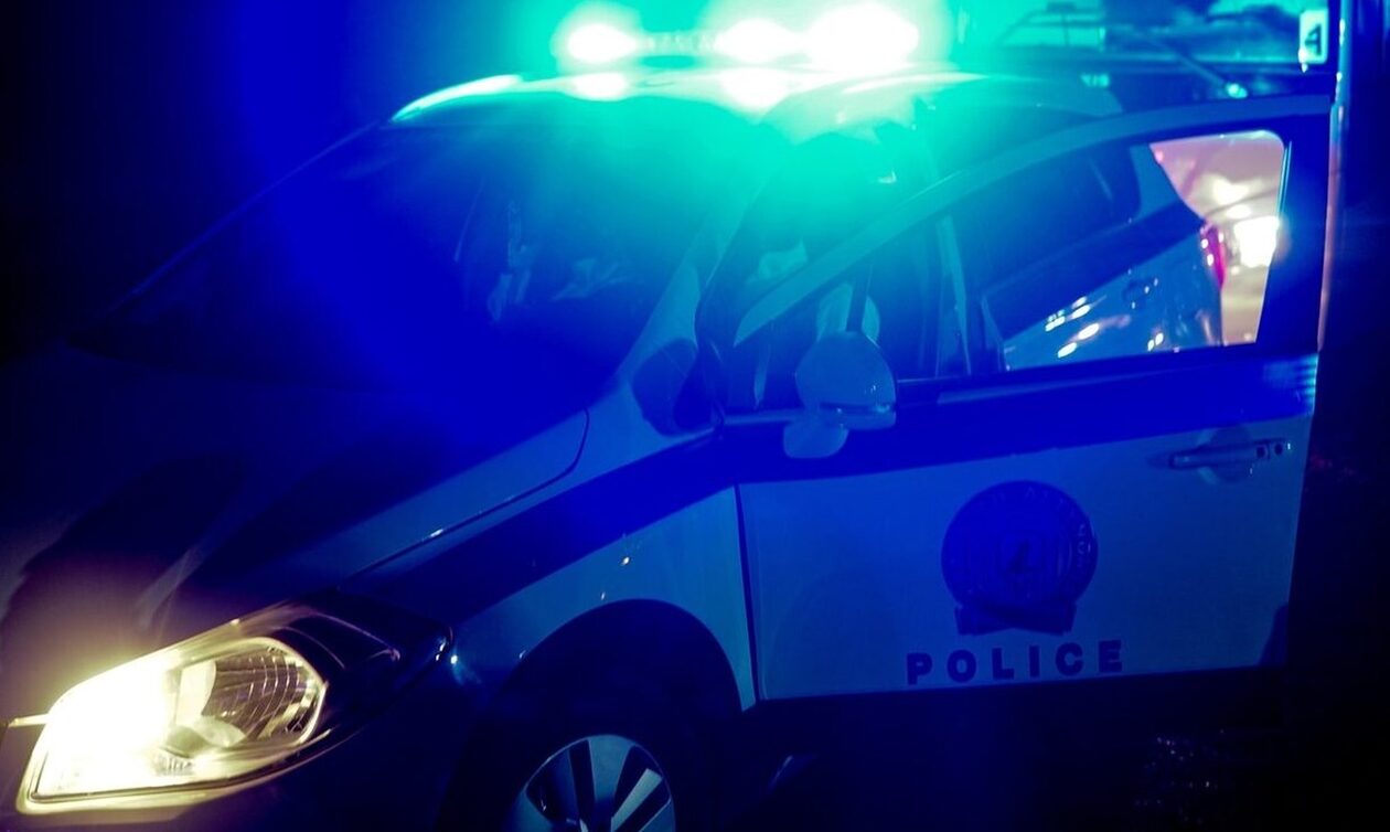 Αιγάλεω: Άγνωστοι χτύπησαν και λήστεψαν 16χρονη – Μεταφέρθηκε στο νοσοκομείο