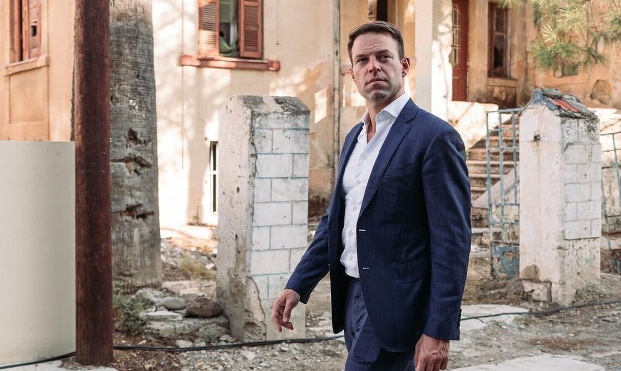 ΣΥΡΙΖΑ: Επικοινωνία Κασσελάκη με Κουρέτα, Δούκα και Αγγελούδη