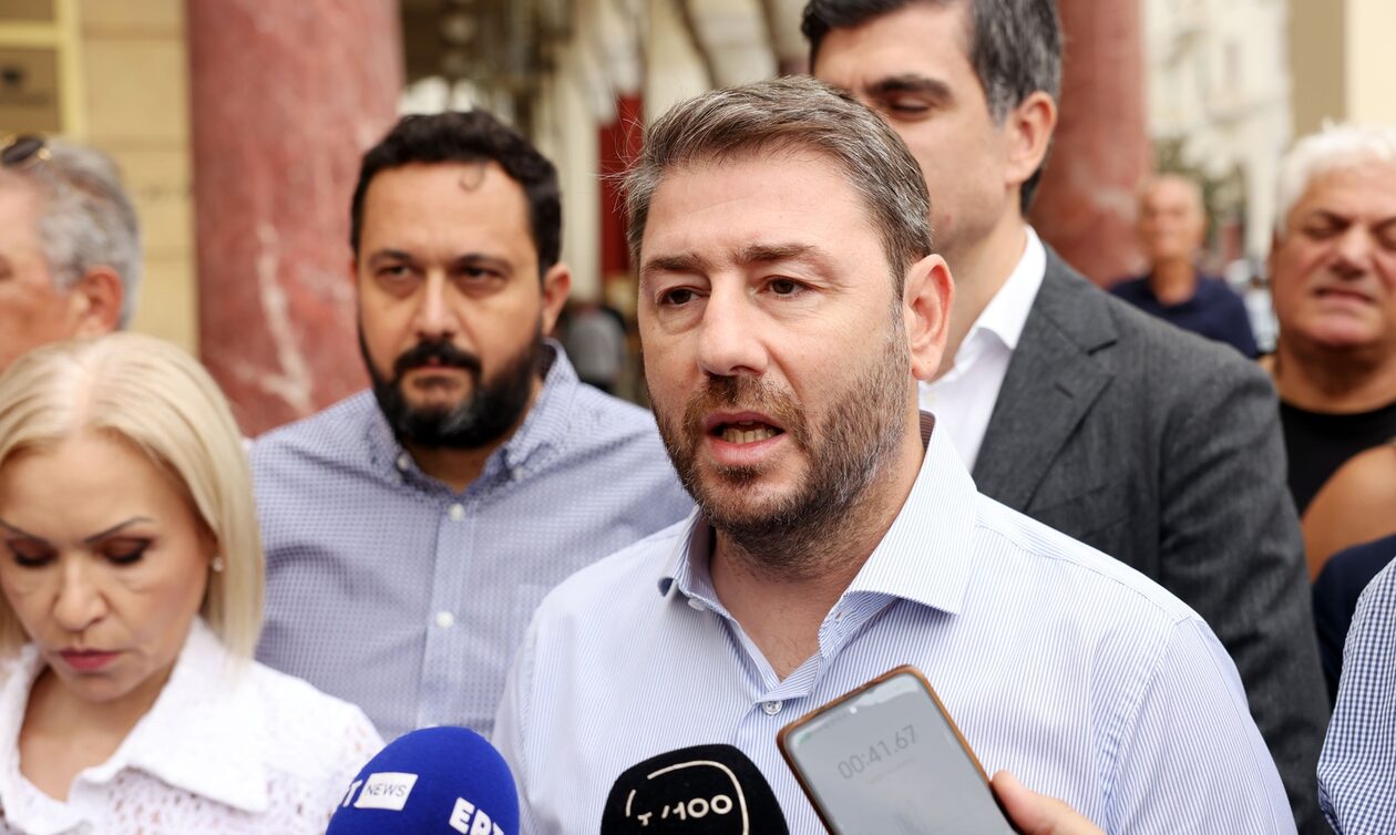 «Ο κύκλος της ήττας έκλεισε» – Το «μπαλάκι» στον Ανδρουλάκη πετά ο ΣΥΡΙΖΑ