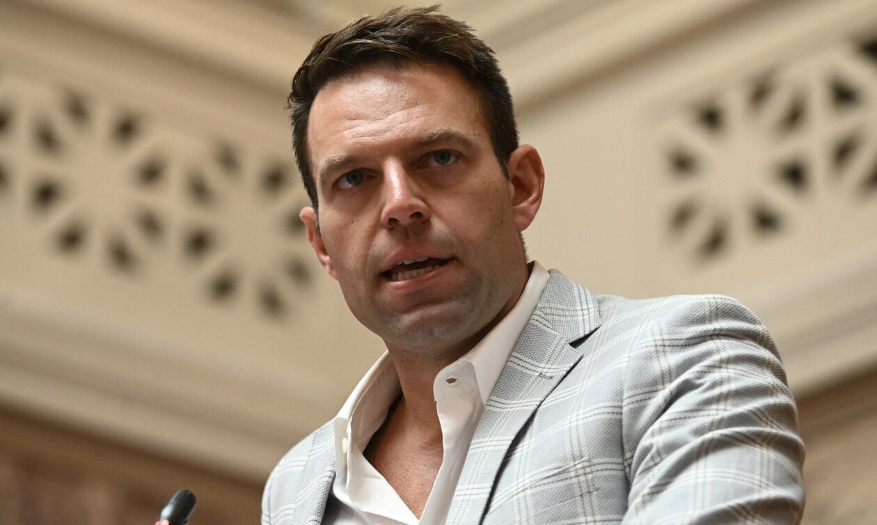 Συνεργασία ΣΥΡΙΖΑ – ΠΑΣΟΚ: Θέλουν ή όχι στην Χαριλάου Τρικούπη σύμπλευση με την Κουμουνδούρου;