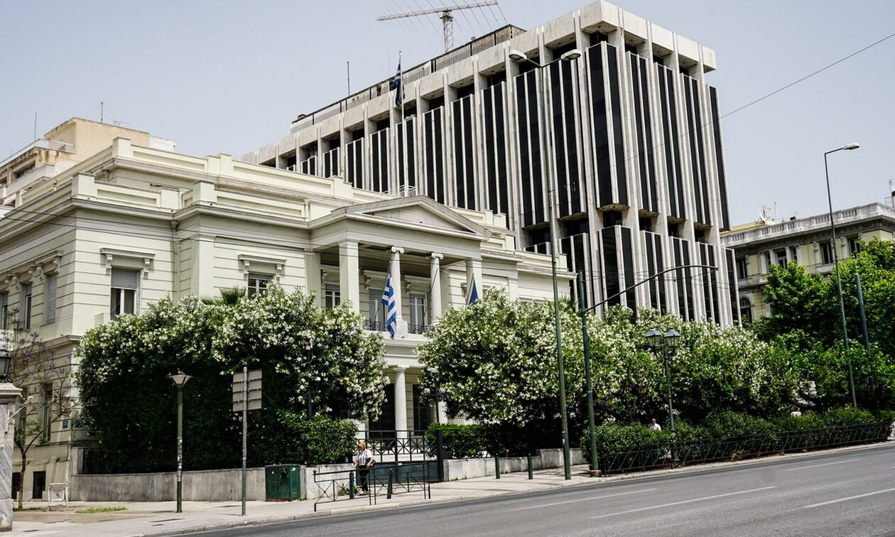 Υπουργείο Εξωτερικών: Συνεχίζονται οι αιτήσεις του διαγωνισμού για τη Διπλωματική Ακαδημία