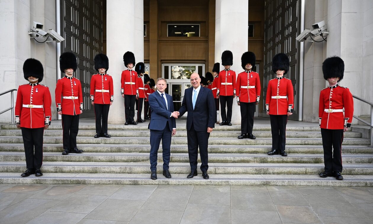 Στο Λονδίνο ο Νίκος Δένδιας – Συνεχίζει τις επαφές για θέματα Άμυνας