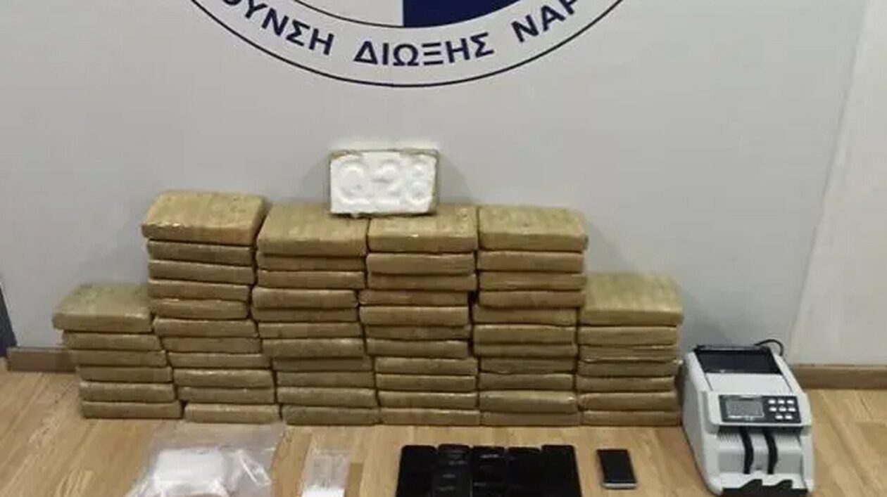 To καρτέλ με τα 67 κιλά κοκαΐνης: O ποδοσφαιριστής, τα εμπορευματοκιβώτια και ο… ψυκτικός