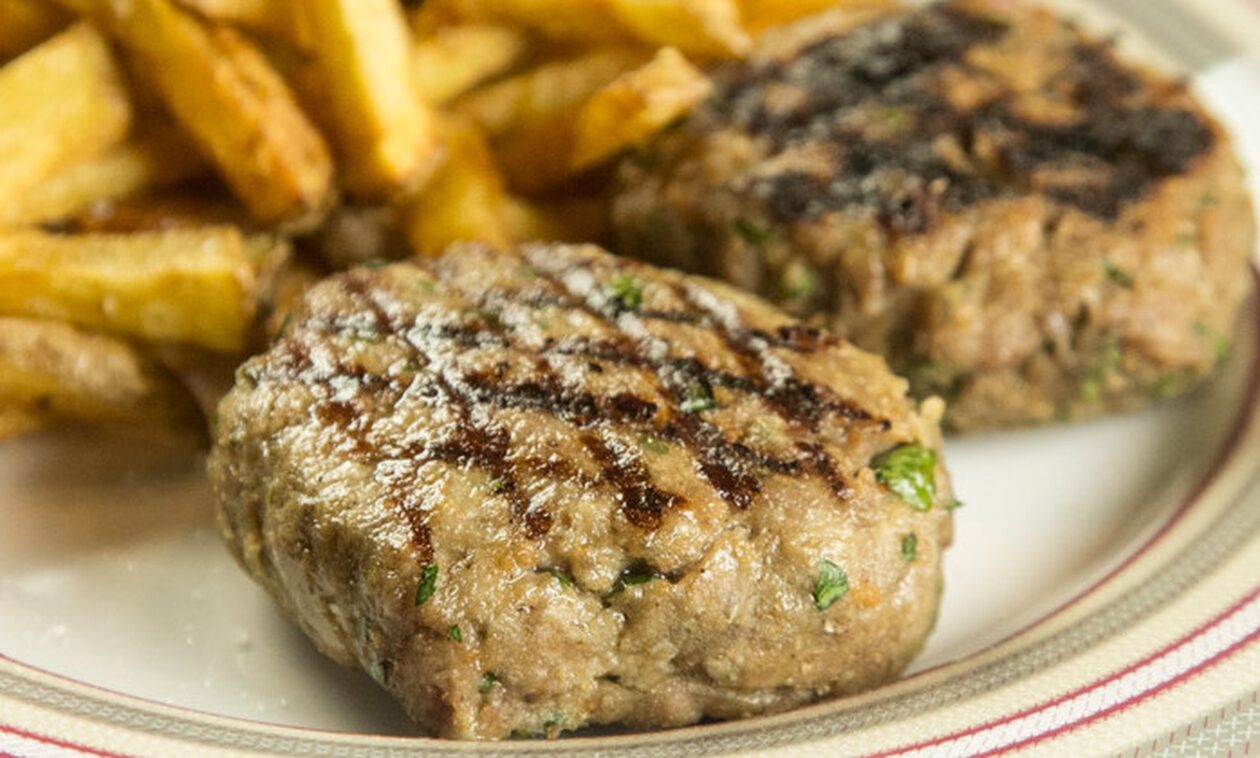 Ο ΕΦΕΤ ανακαλεί μπιφτέκι κοτόπουλου από την αγορά λόγω σαλμονέλας