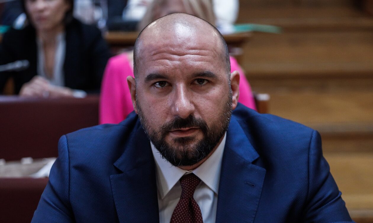 Λήξαν το θέμα Τζανακόπουλου-Ρήγα – Συγνώμη ζήτησε ο βουλευτής για το βίαιο περιστατικό του Μαΐου