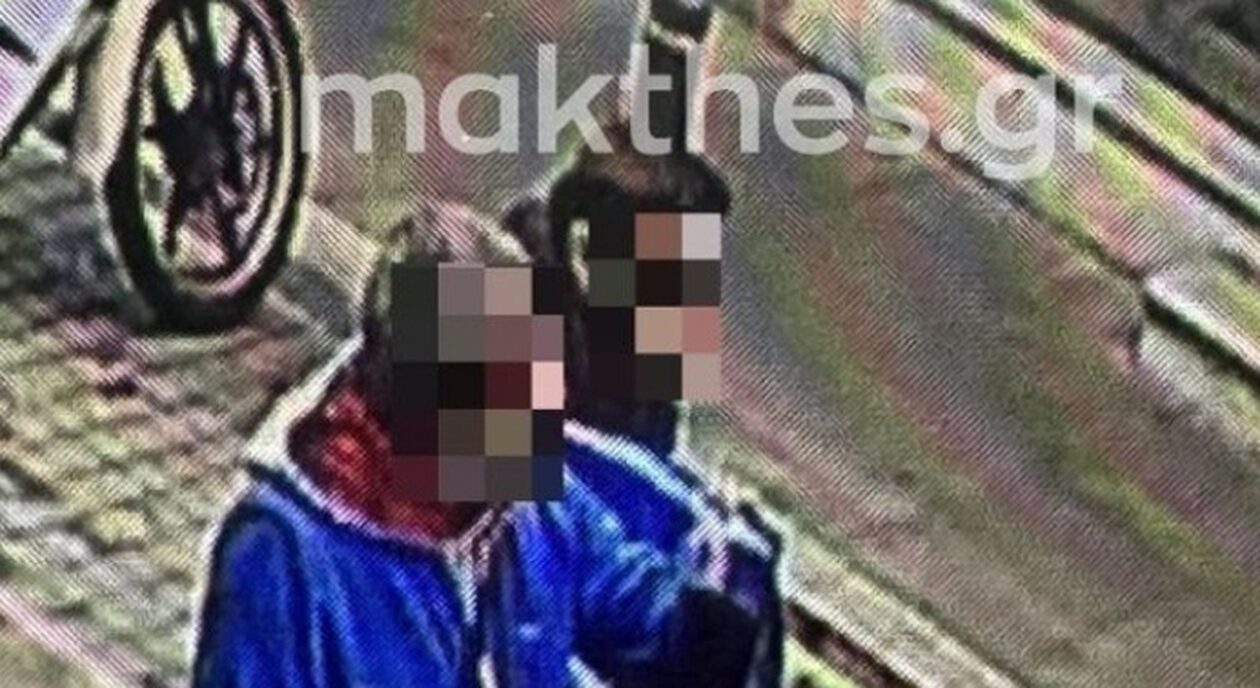 Βίντεο ντοκουμέντο: Δύο ύποπτοι αφήνουν τη βαλίτσα έξω από το εβραϊκό μουσείο