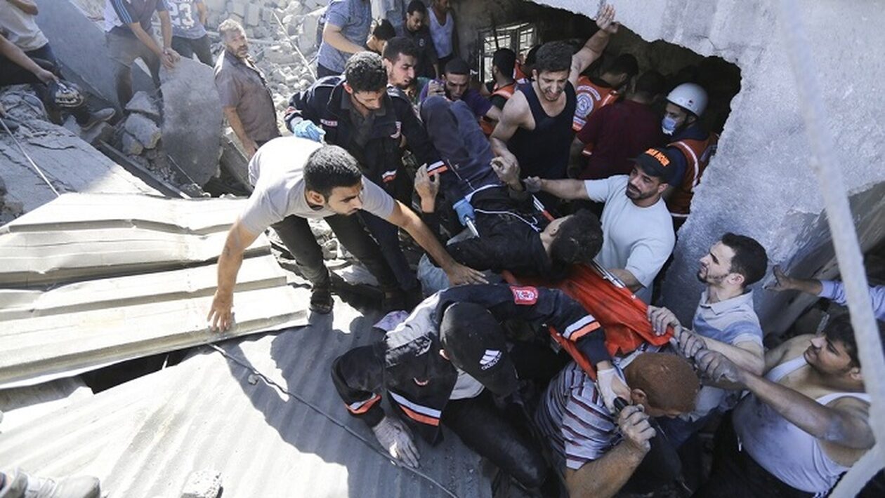 Το Ισραήλ επιτρέπει την είσοδο ανθρωπιστικής βοήθειας στη Γάζα  – Χρειάζονται 100 φορτηγά την ημέρα