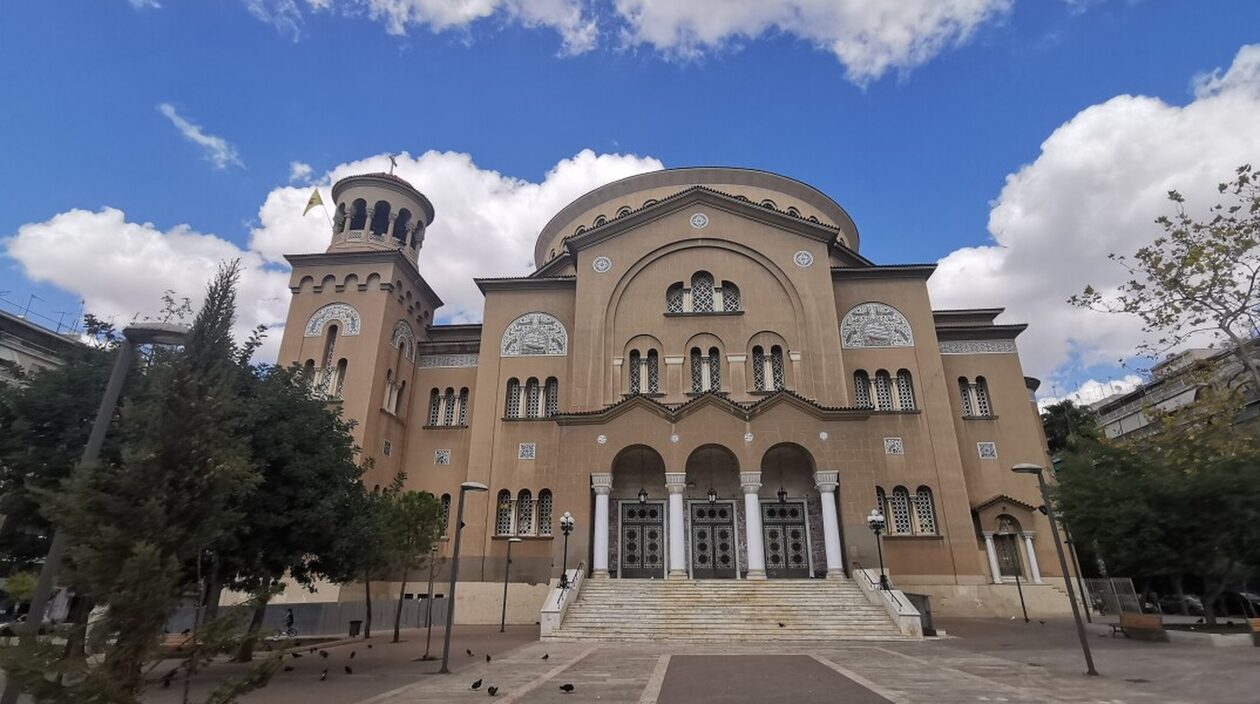 Άγιος Παντελεήμονας: Σύρος έψελνε το Κοράνι στο ιερό και φώναζε «Αλλάχ Ακμπάρ» πριν συλληφθεί