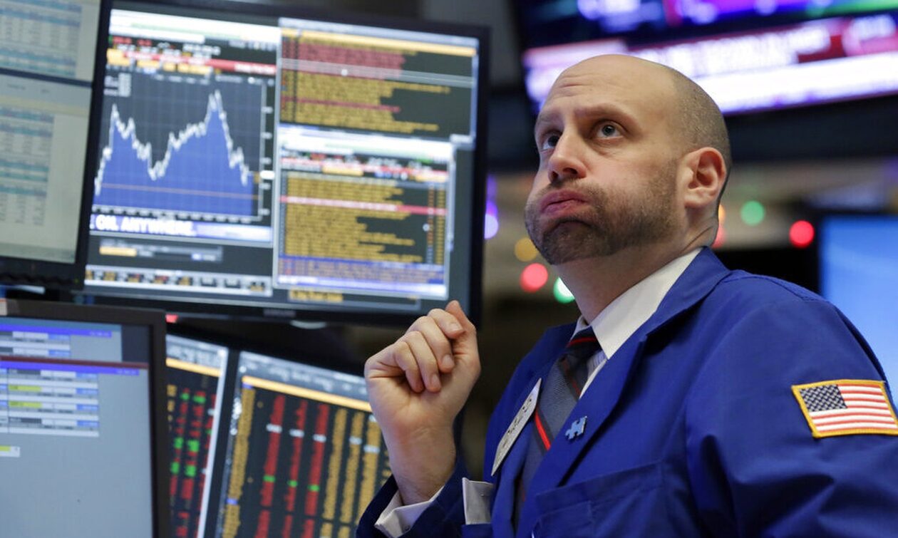 Απώλειες στη Wall Street – Η απόδοση του 10ετούς των ΗΠΑ άγγιξε το 5%