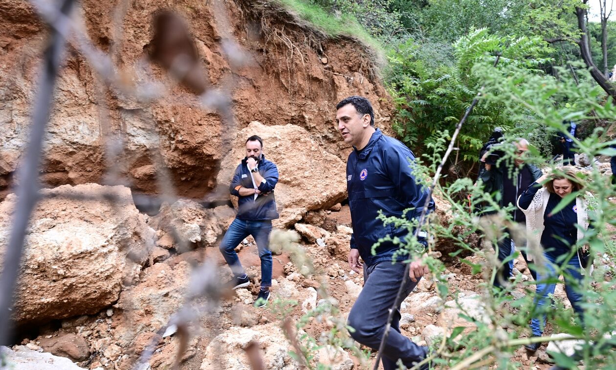 Αυτοψία Κικίλια στον Κηφισό: Ξεκινά ο καθαρισμός των ρεμάτων