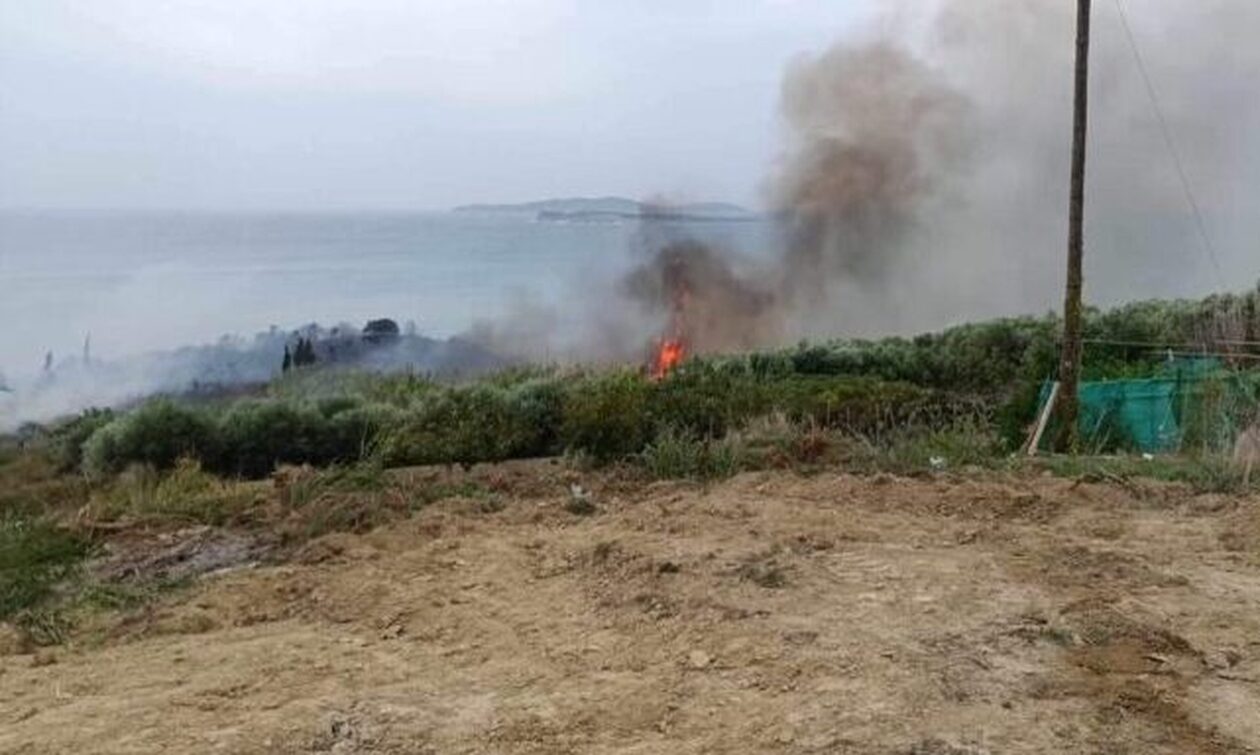 Φωτιά στην Κέρκυρα: Καλύτερη εικόνα από το πύρινο μέτωπο – Άνεμοι έως και 8 μποφόρ
