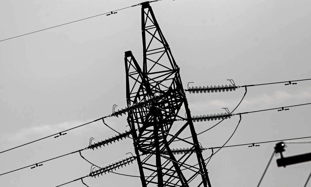 Επίδομα θέρμανσης και στο… ρεύμα: Το σχέδιο του ΥΠΕΝ για τη στήριξη των καταναλωτών