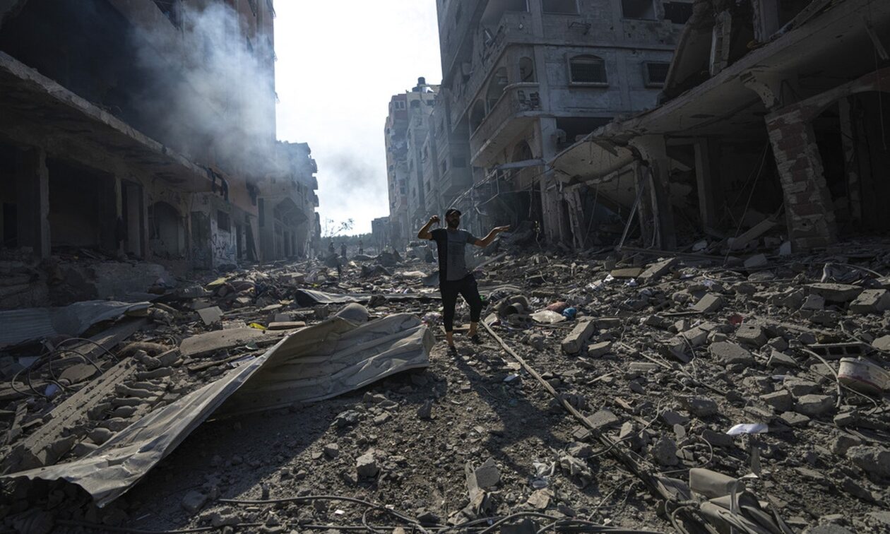 Ραδιόφωνο IDF: Το Ισραήλ αναβάλλει τη χερσαία επίθεση στη Γάζα εν αναμονή ενισχύσεων από τις ΗΠΑ