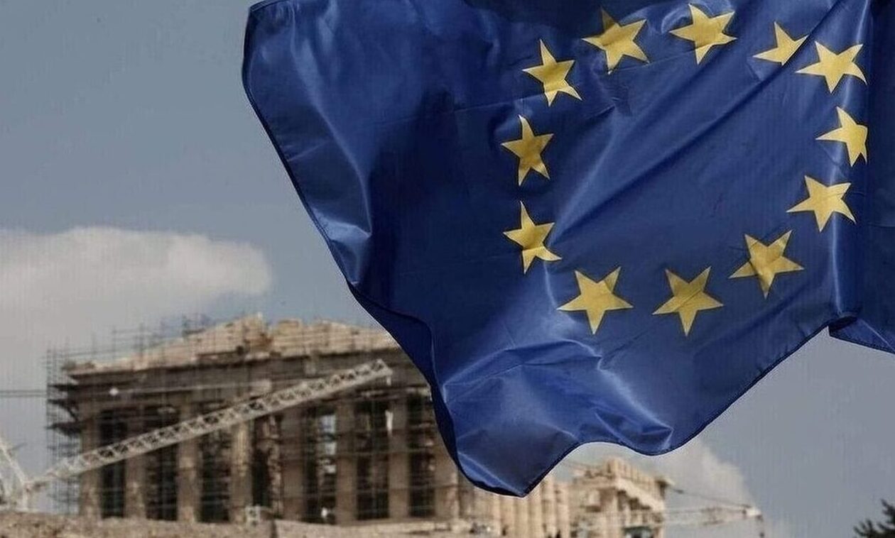 Corriere della Sera: «Το μικρό θαύμα της Αθήνας – Η Ελλάδα αναβαθμίστηκε από την Standard & Poor’s»