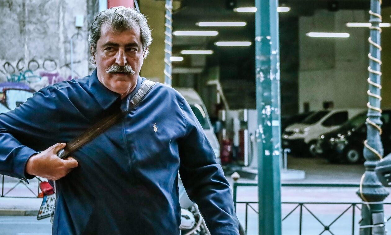 Παύλος Πολάκης: Σκληρή επίθεση στον Στέλιο Κούλογλου – «Έδινε χείρα βοηθείας στον Κυριάκο»