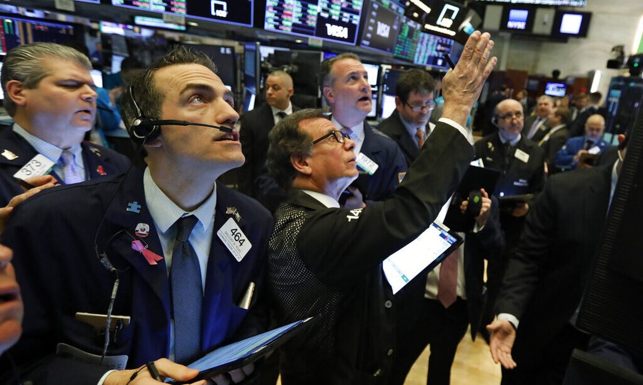 Αβεβαιότητα στη Wall Street και πέμπτη ημέρα απωλειών για τον S&P 500