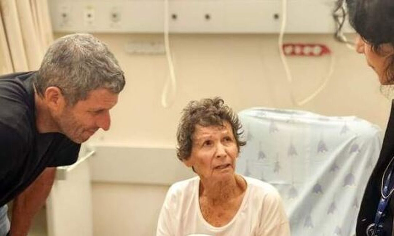 Ισραήλ: «Πέρασα μέσα απο την κόλαση» – Συγκλονίζει η 85χρονη που απελευθερώθηκε από τη Χαμάς