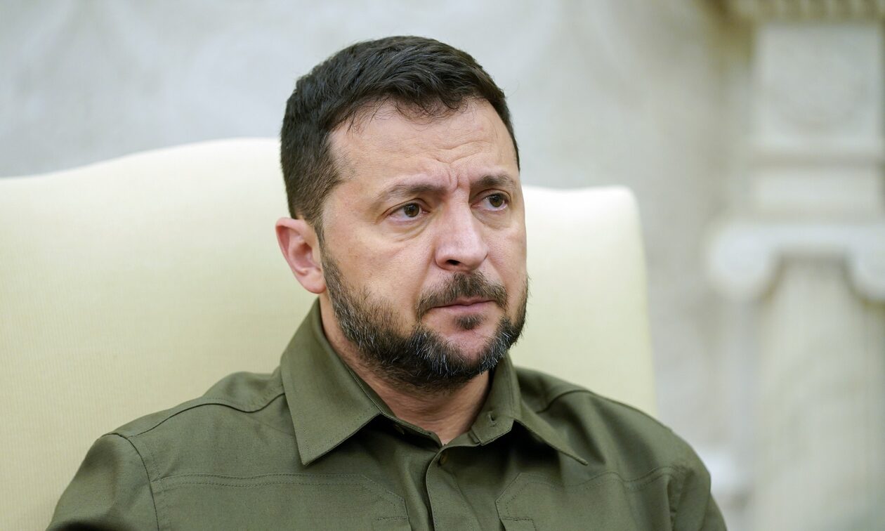 Σε θέση άμυνας ο Ζελένσκι: Το Κίεβο θα αντεπιτεθεί αν η Ρωσία αρχίσει τους βομβαρδισμούς τον χειμώνα