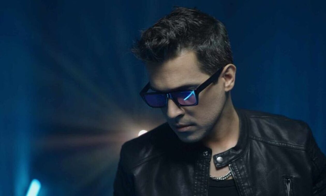 Κυκλοφόρησε η νέα επιτυχία του Βασίλη Δήμα με τίτλο «Φωτιά σε λένε»