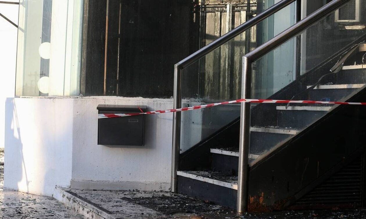 Ιλίσια: Γκαζάκι σε πολυκατοικία όπου διαμένει βουλευτής των Σπαρτιατών