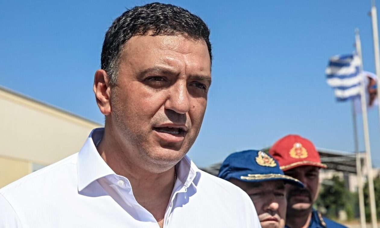 28η Οκτωβρίου – Βασίλης Κικίλιας: Το τρυφερό μήνυμα για τον γιο του και τους Εύζωνες