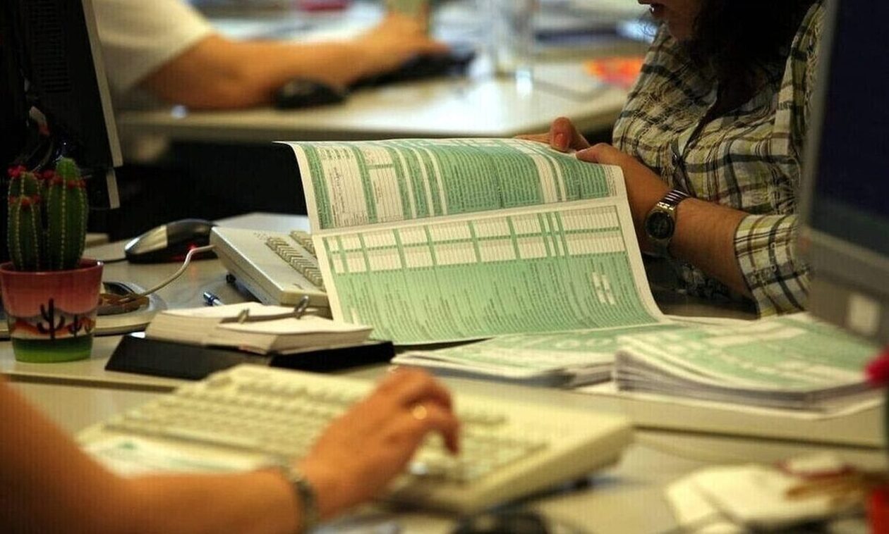 Ελεύθεροι επαγγελματίες: 500.000 δήλωσαν το 2022 εισόδημα έως 10.000 ευρώ