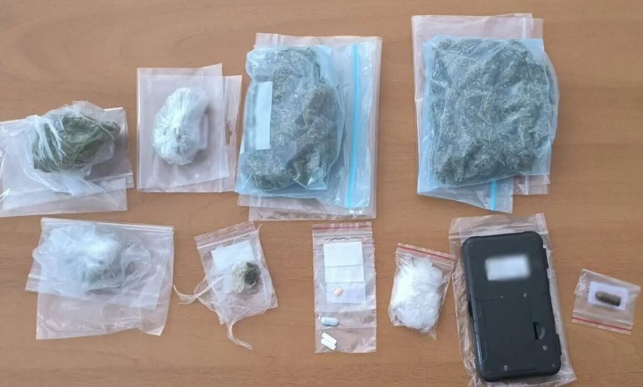 Φθιώτιδα: Σύλληψη για ναρκωτικά και όπλα – Τον αιφνιδίασαν αστυνομικοί