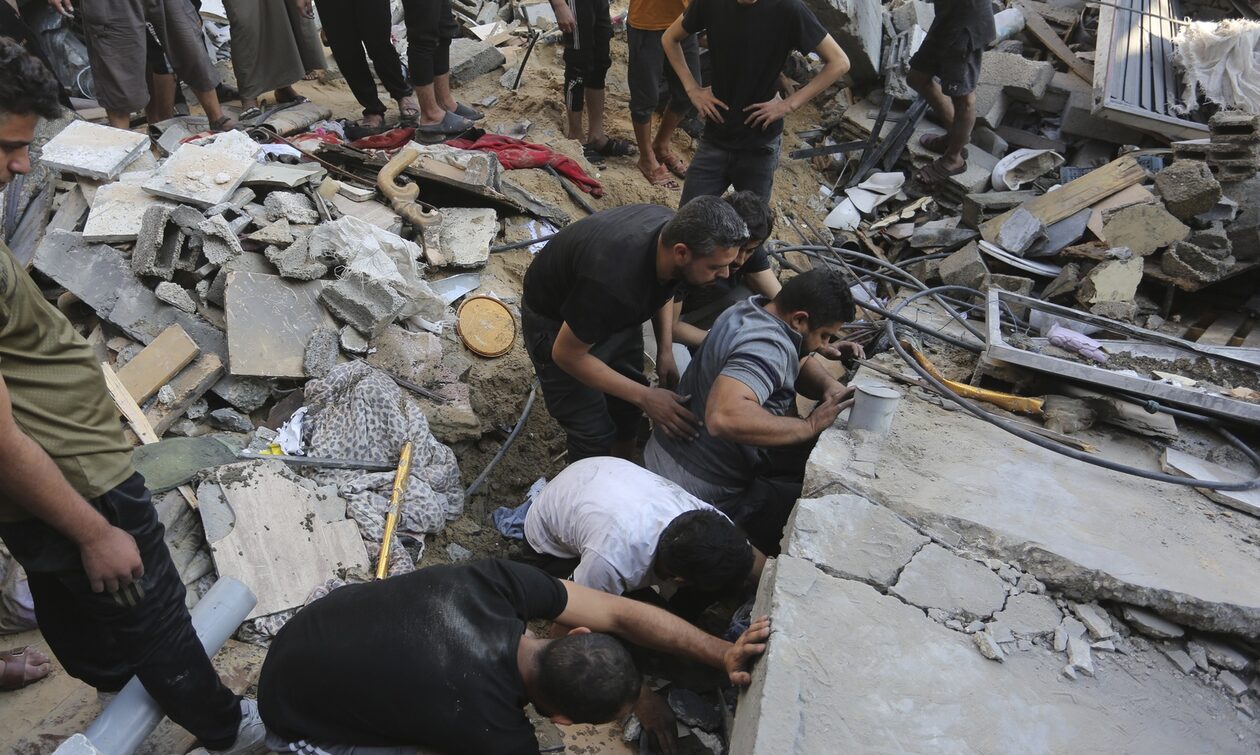 Πόλεμος στο Ισραήλ: Η στιγμή που 5χρονη στη Γάζα βλέπει ότι η αδερφή της είναι ζωντανή