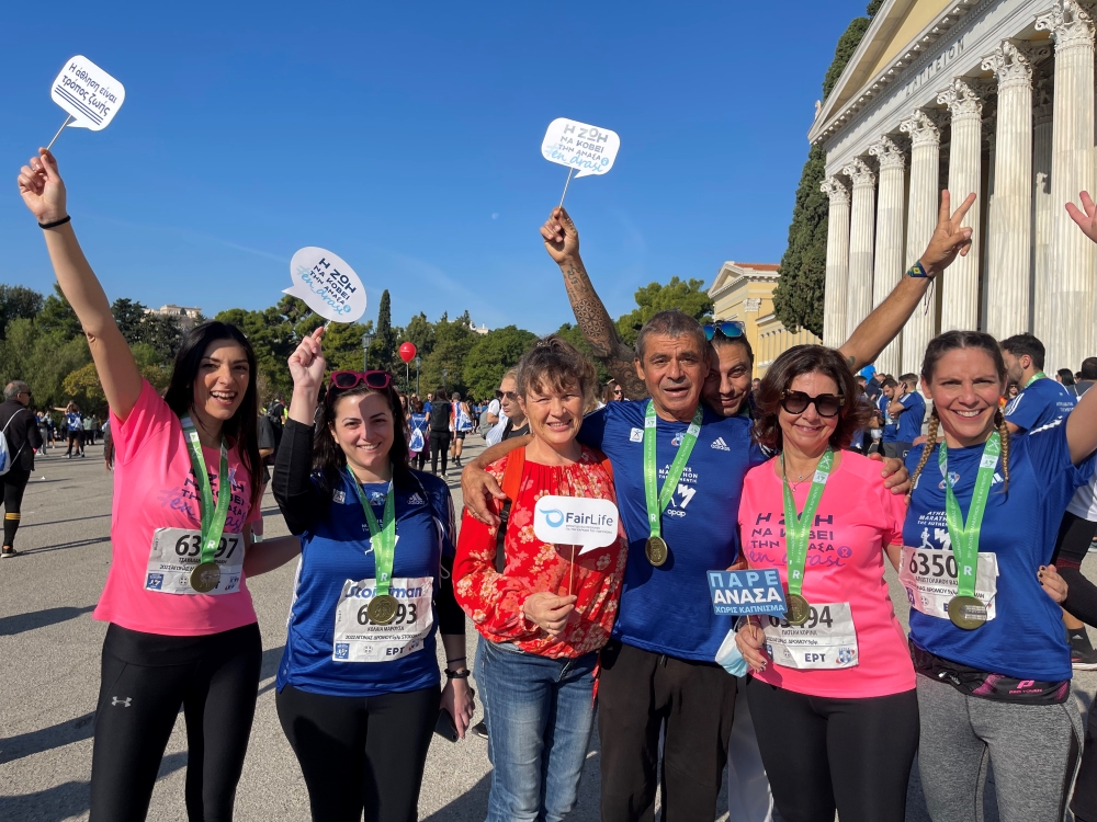 H FairLife L.C.C. τρέχει στον 40ο Αυθεντικό Μαραθώνιο της Αθήνας μαζί με τον Χρήστο Αποστολάκο