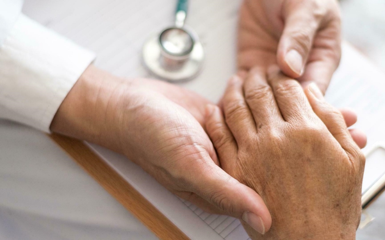 Πάρκινσον: Νέο τεστ διάγνωσης της νευροεκφυλιστικής νόσου προτού εκδηλωθούν τα συμπτώματα από Έλληνες φοιτητές