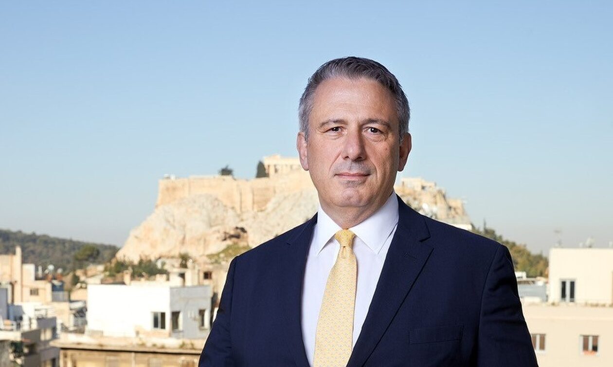 Αθανασόπουλος: Αποχωρεί από τη Eurobank – Αναλαμβάνει Διευθύνων Σύμβουλος στον Όμιλο Olympia