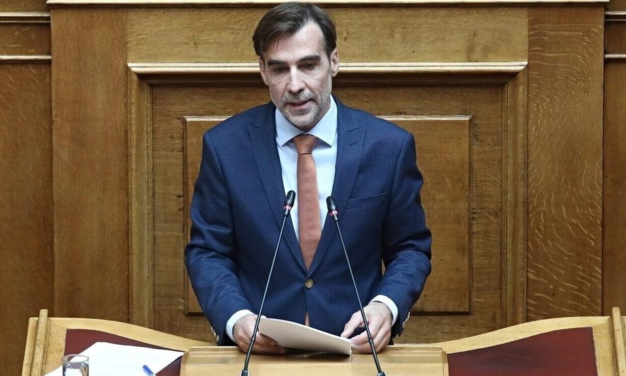 «Όχι» Χουρδάκη στο τελεσίγραφο Ζωής Κωνσταντοπούλου
