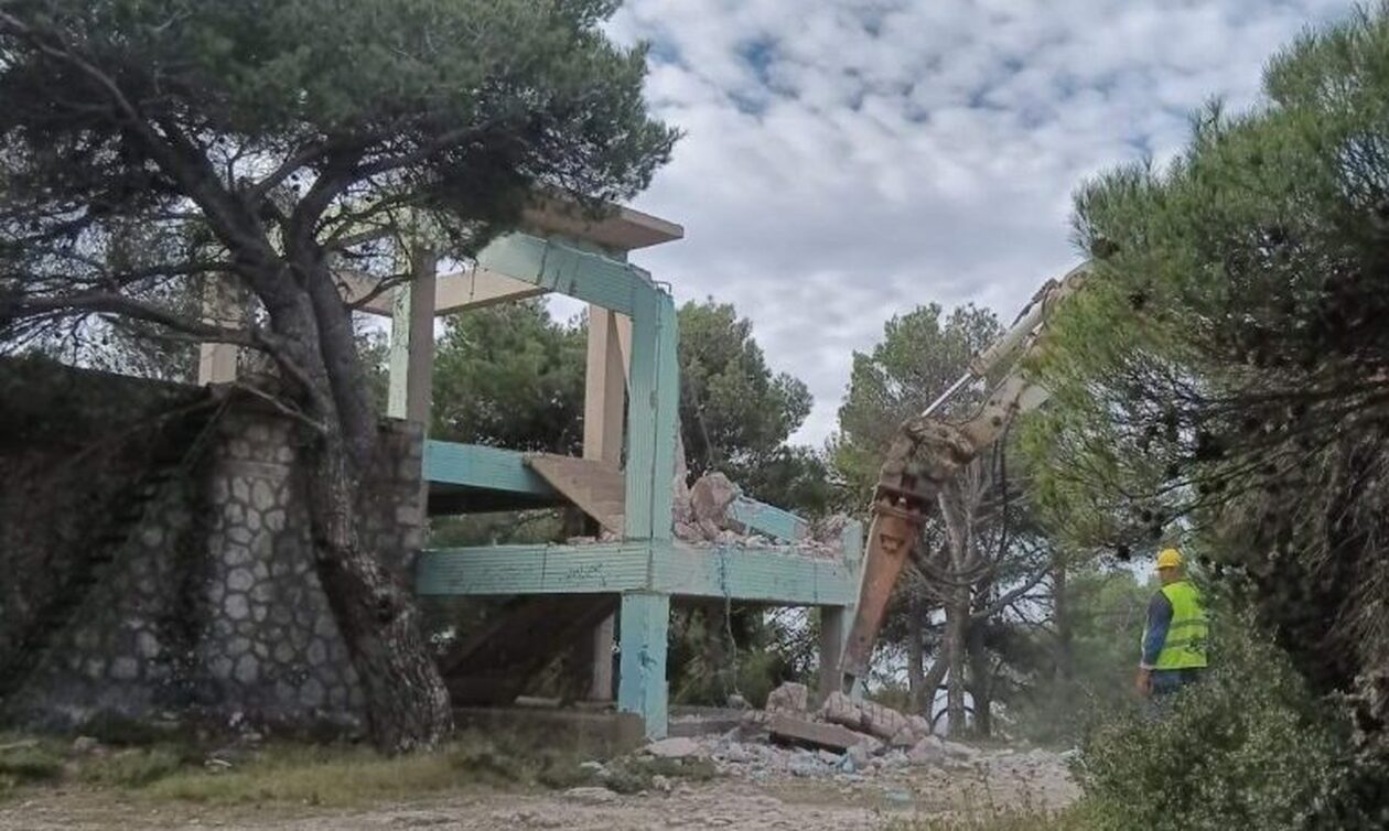 ΥΠΕΝ: Από την Αττική άρχισε το πρόγραμμα κατεδαφίσεων αυθαιρέτων – Το πλήρες πρόγραμμα