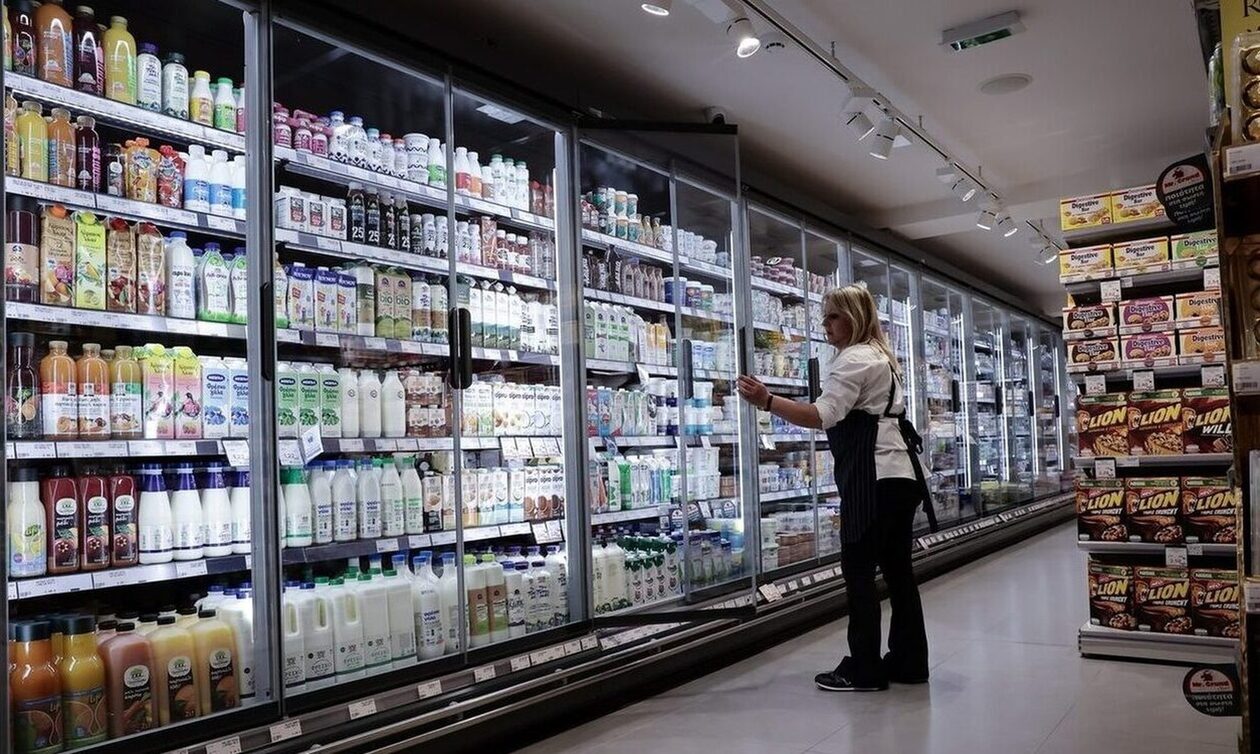 Έρευνα ΓΣΕΕ: «Μαχαίρι» σε βασικά είδη διατροφής έβαλαν 9 στους 10 Έλληνες