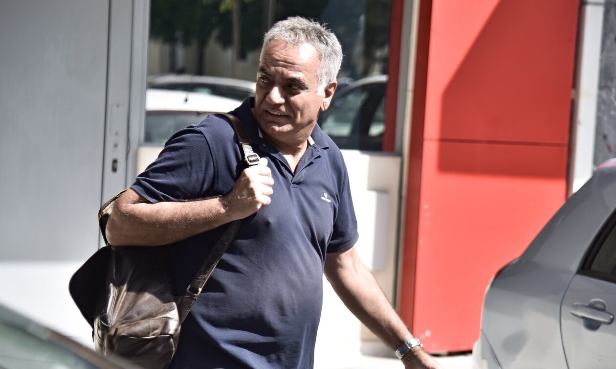 Σκουρλέτης: Ψεύτικοι λογαριασμοί στο Διαδίκτυο στοχοποιούν, λασπολογούν και σπέρνουν μίσος